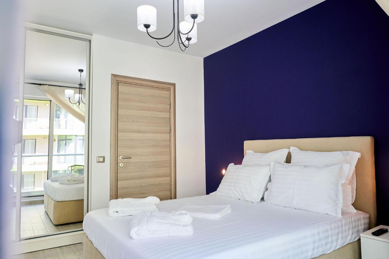 Seascape Apartment Spa N Pool Beach Resort Mamaia Esterno foto